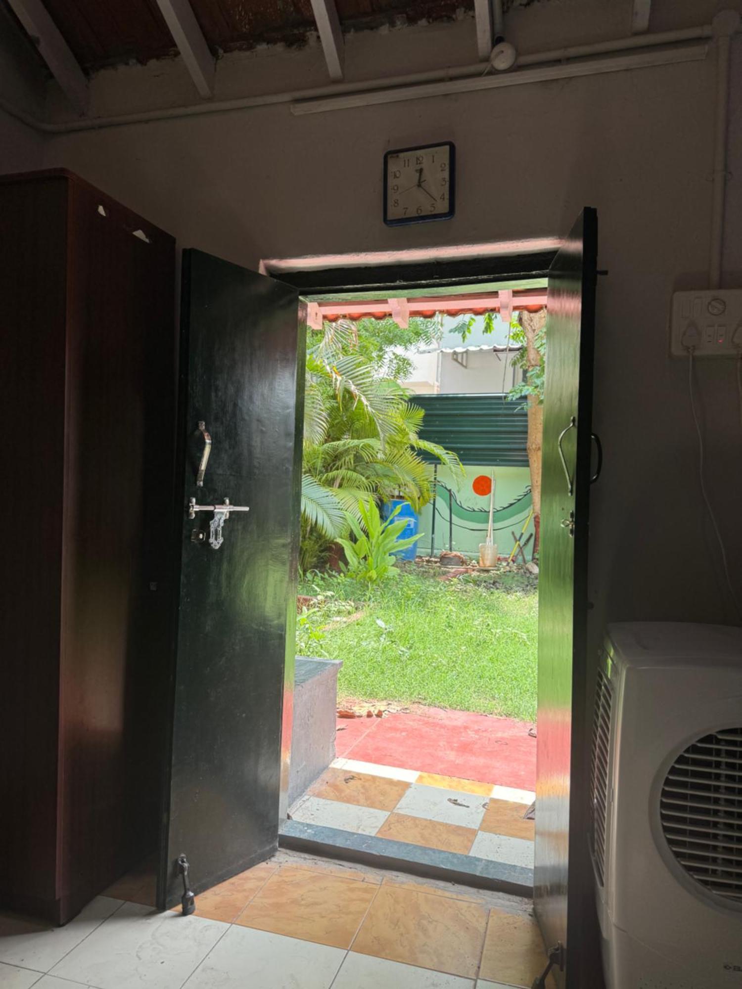 The Lazy Palm Shack Hotel Coimbatore Ngoại thất bức ảnh